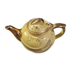 Vintage HALL Ceramic tea pot #0799 PARADE/GLOBE Canary Yellow 6 cup 1930's USA